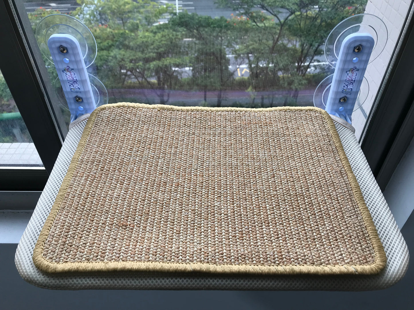 Portable Cat Mat for Windows: Travel-Friendly, Space-Saving, Secure, and Comfortable